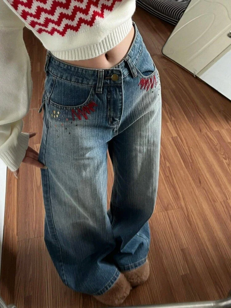 American Style High Waist Bell Bottom Jeans Women's Summer New Pear Shape Body Slimming Embroidered Denim Pants Casual Wear
American Style High Waist Bell Bottom Jeans Women's Summer New Pear Shape Body Slimming Embroidered Denim Pants Casual Wear