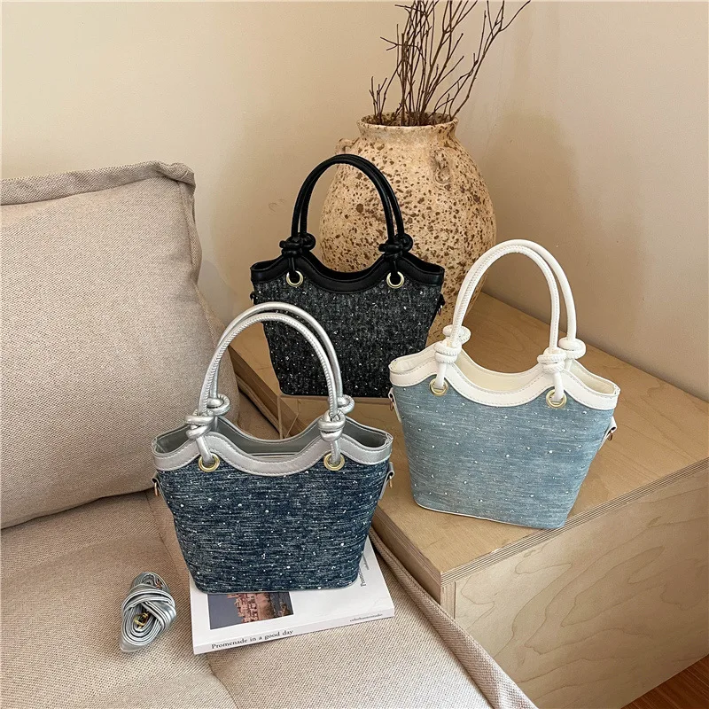2026 New summer trendy and unique shoulder cross-body bag fashionable women's handbag small and design bucket bag
2026 New summer trendy and unique shoulder cross-body bag fashionable women's handbag small and design bucket bag