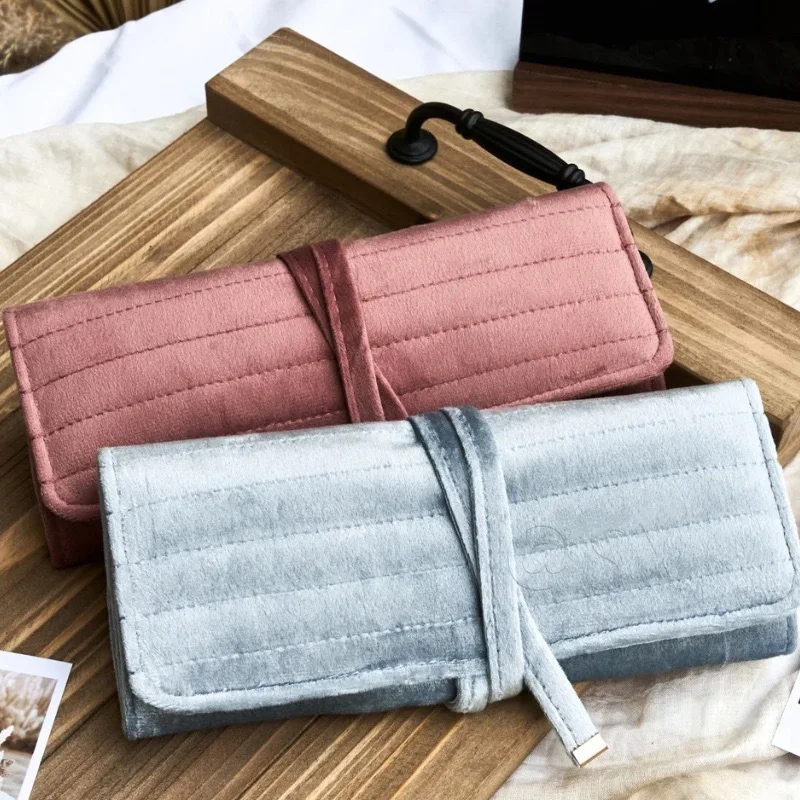Jewelry Bag Velvet Jewelry Storage Bag Necklace Earrings Ring Jewelry Storage Roll Bag Jewelry Display
Jewelry Bag Velvet Jewelry Storage Bag Necklace Earrings Ring Jewelry Storage Roll Bag Jewelry Display
