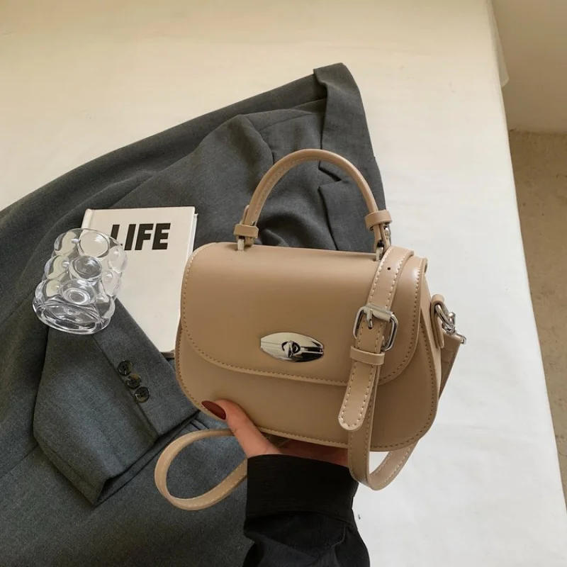 Роскошный бренд, известная дизайнерская женская элегантная кожаная сумка через плечо, классическая популярная сумка через плечо, женская сумка-тоут
Роскошный бренд, известная дизайнерская женская элегантная кожаная сумка через плечо, классическая популярная сумка через плечо, женская сумка-тоут