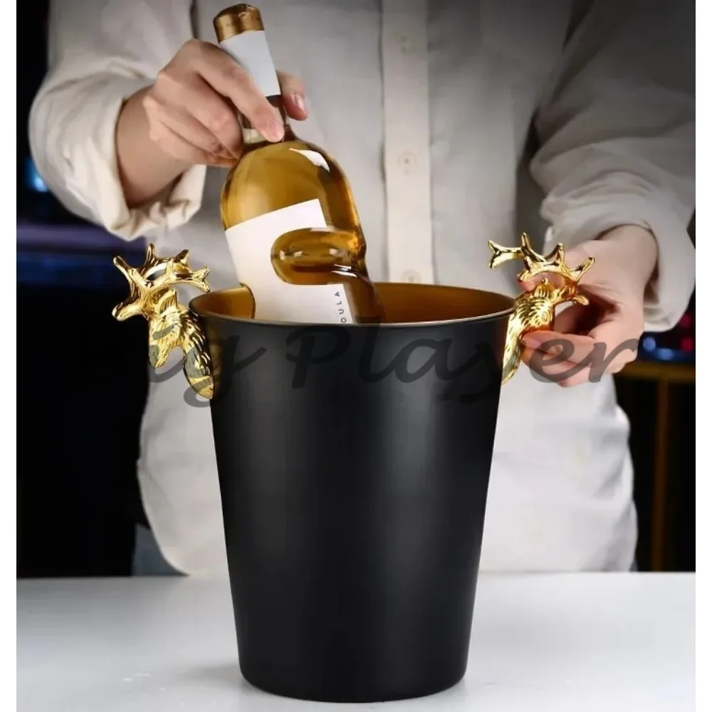 Versatile Black Gold Ice Bucket - Stainless Steel Wine Beer Cocktail Cooler Box For KTV Bar
Versatile Black Gold Ice Bucket - Stainless Steel Wine Beer Cocktail Cooler Box For KTV Bar