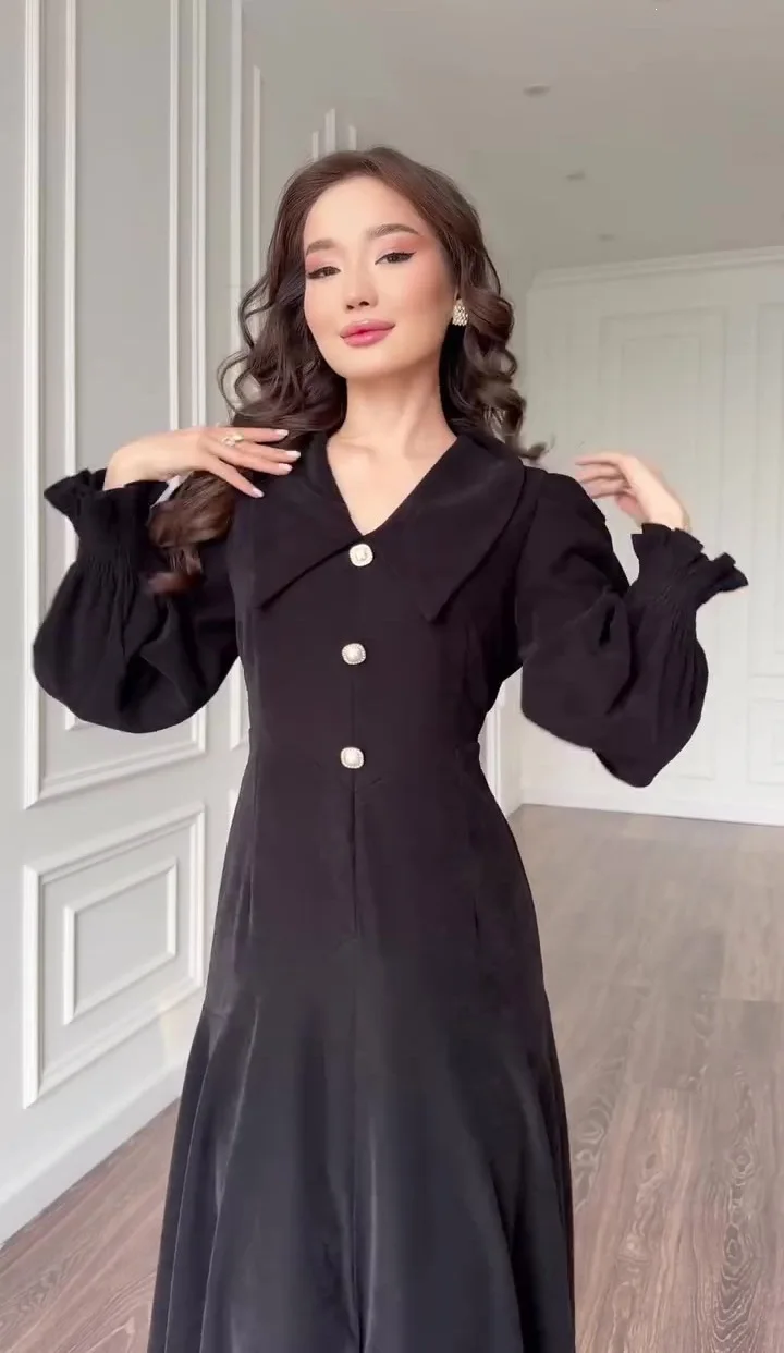 فساتين نسائية عصرية بفتحة جانبية ورباطات، بتصميم واسع، بأكمام بوقية وياقة مطوية وأزرار، بخصر عالٍ وفضفاضة بطول الركبة، مناسبة للربيع والخريف فساتين نسائية عصرية بفتحة جانبية ورباطات، بتصميم واسع، بأكمام بوقية وياقة مطوية وأزرار، بخصر عالٍ وفضفاضة بطول الركبة، مناسبة للربيع والخريف