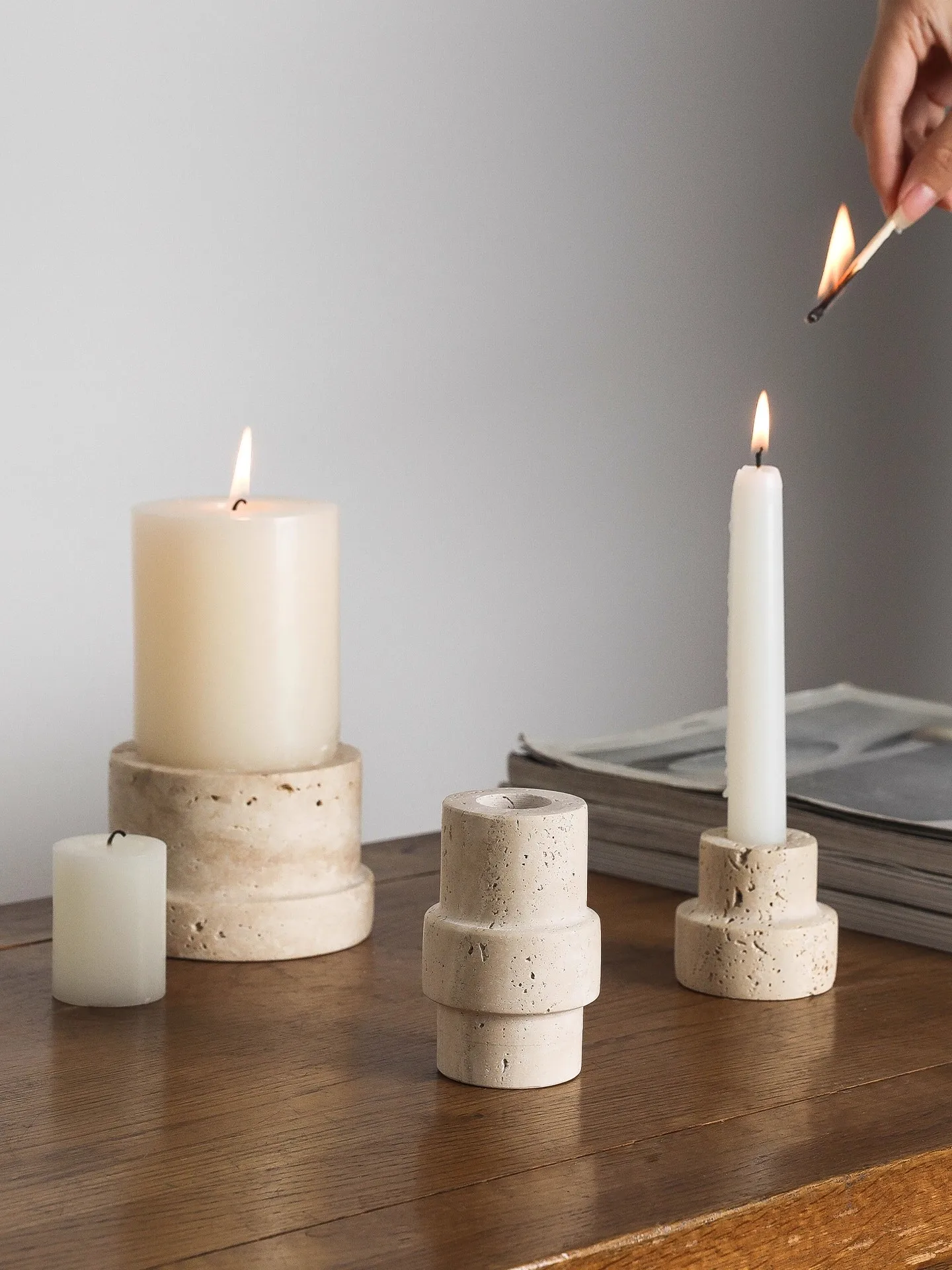Light luxury Retro Natural Cave Stone Candlestick French Style Creativity Candlestick Living Room Advanced Decoration Ornaments
Light luxury Retro Natural Cave Stone Candlestick French Style Creativity Candlestick Living Room Advanced Decoration Ornaments