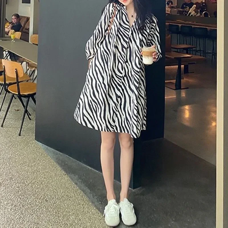Loose Korean Leopard Printed Dresses Women's Clothing Summer 3/4 Sleeve Fashion Temperament Single-breasted Dress CY56
Loose Korean Leopard Printed Dresses Women's Clothing Summer 3/4 Sleeve Fashion Temperament Single-breasted Dress CY56