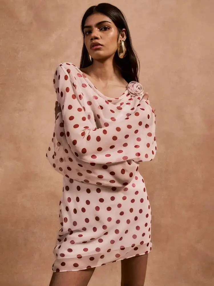 Mozision Polka Dot Long Sleeve Sexy Mini Dress Women Fashion Autumn Winter New Cowl Collar Backless Bodycon Club Party Dress
Mozision Polka Dot Long Sleeve Sexy Mini Dress Women Fashion Autumn Winter New Cowl Collar Backless Bodycon Club Party Dress