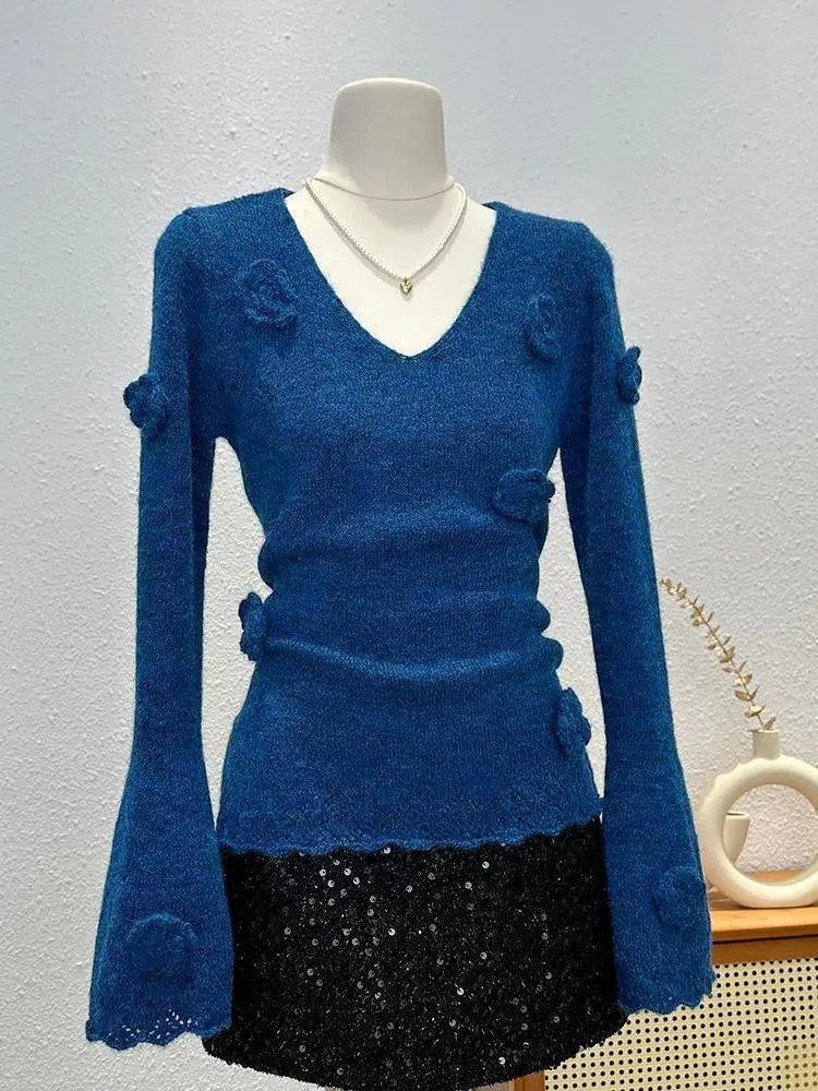 Design Knitwear for Women Autumn Winter Fashion Flared Sleeves Knit Sweaters Pullover V-Neck Trendy Pretty Tops 3D Floral Goth
Design Knitwear for Women Autumn Winter Fashion Flared Sleeves Knit Sweaters Pullover V-Neck Trendy Pretty Tops 3D Floral Goth