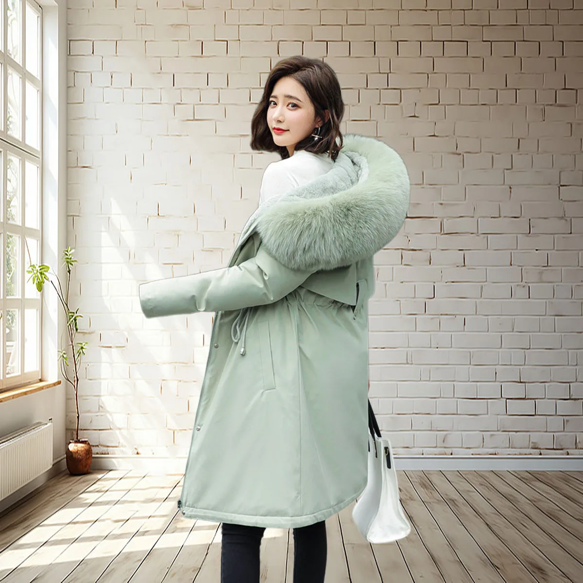 Korean women's Parker cotton jacket with thick fleece lining, winter long jacket, loose fit, hot selling warm coat of the season
Korean women's Parker cotton jacket with thick fleece lining, winter long jacket, loose fit, hot selling warm coat of the season