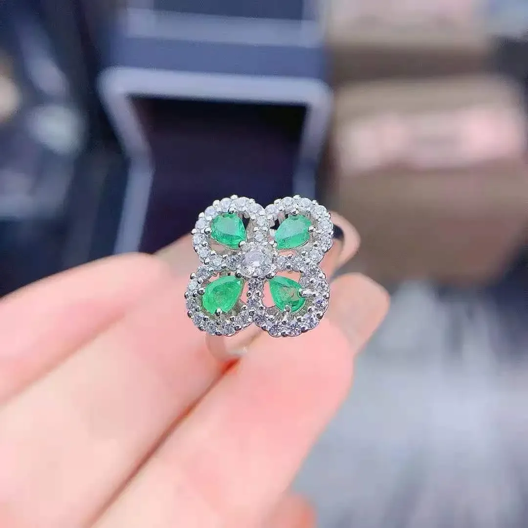 Fine Natural Emerald Real 925 Sterling Silver High-quality 3*4 Flower Type Ring Fashion Wedding Jewelry for Women
Fine Natural Emerald Real 925 Sterling Silver High-quality 3*4 Flower Type Ring Fashion Wedding Jewelry for Women