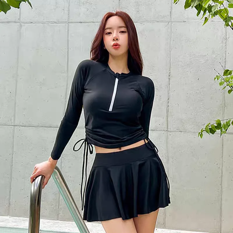 Женский консервативный корректирующий купальник-двойка с длинным рукавом для термальных источников, новинка 2024 года, повседневный костюм для серфинга
Женский консервативный корректирующий купальник-двойка с длинным рукавом для термальных источников, новинка 2024 года, повседневный костюм для серфинга