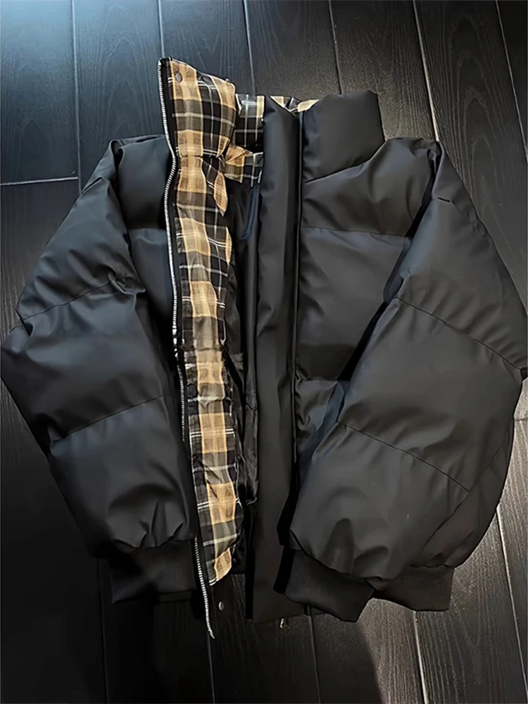 Мужская куртка Bla Plaid Splicing с воротником-стойкой, модная повседневная верхняя одежда, ветрозащитная, на молнии, для городской молодежи
Мужская куртка Bla Plaid Splicing с воротником-стойкой, модная повседневная верхняя одежда, ветрозащитная, на молнии, для городской молодежи