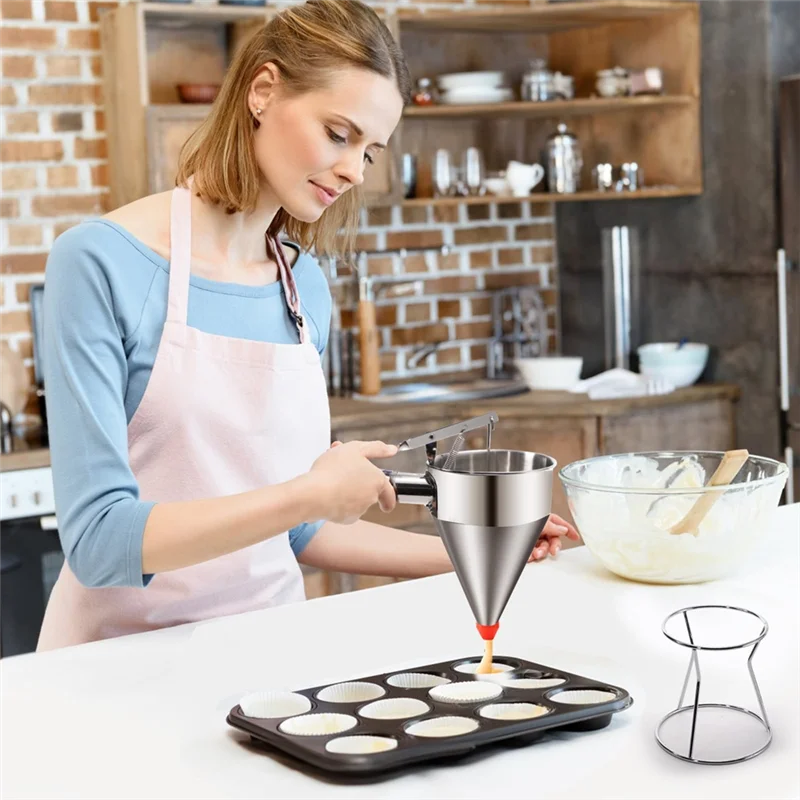 Диспенсер для теста ABKS-Pancake из нержавеющей стали, в комплект входит подставка и сжимающая ручка-воронка для приготовления тортов для кексов
Диспенсер для теста ABKS-Pancake из нержавеющей стали, в комплект входит подставка и сжимающая ручка-воронка для приготовления тортов для кексов