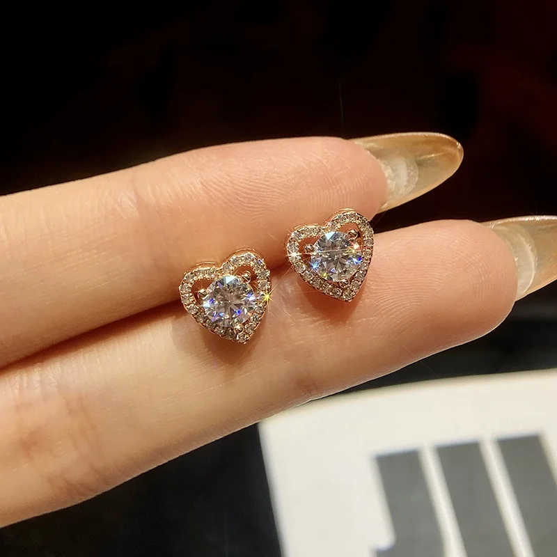 GRA 0.5CT D Color Moissanite Diamond Unusual Heart Halo Stud Earrings for Women 925 Sterling Silver Wedding Luxury Fine Jewelr
GRA 0.5CT D Color Moissanite Diamond Unusual Heart Halo Stud Earrings for Women 925 Sterling Silver Wedding Luxury Fine Jewelr