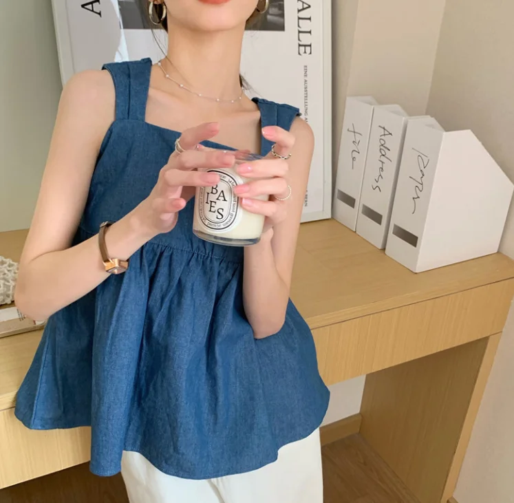 Cowboy Blue Vest Sleeveless Loose Back Bow Tie Top Women's Summer Elegant Solid Color Loose Square Neck Casual Vest Top
Cowboy Blue Vest Sleeveless Loose Back Bow Tie Top Women's Summer Elegant Solid Color Loose Square Neck Casual Vest Top