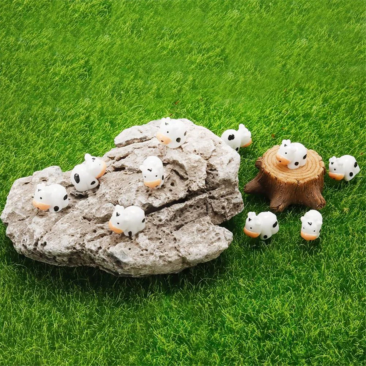 MLGB 50 шт. мини-фигурки коровы из смолы, миниатюрные фигурки животных, сказочный сад, миниатюрный мох, пейзаж, сделай сам, поделки
MLGB 50 шт. мини-фигурки коровы из смолы, миниатюрные фигурки животных, сказочный сад, миниатюрный мох, пейзаж, сделай сам, поделки