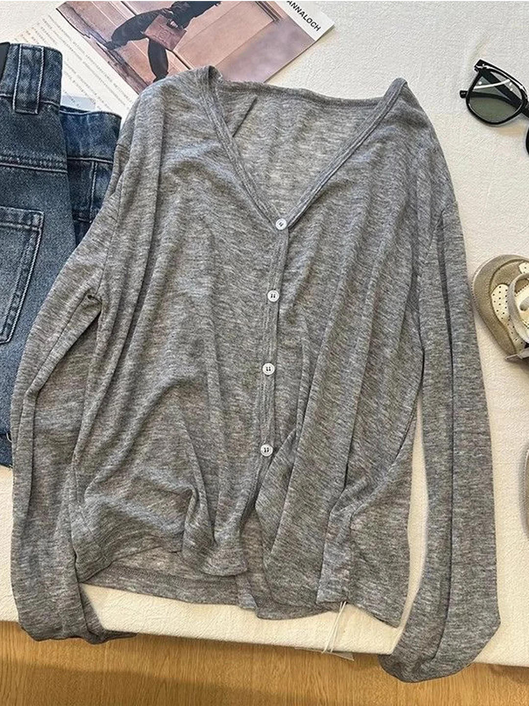 Elegant Vacation Sun Protection Cardigan Slim Fit Lightweight Long Sleeve Pure Color Women's Air Conditioning Top
Elegant Vacation Sun Protection Cardigan Slim Fit Lightweight Long Sleeve Pure Color Women's Air Conditioning Top
