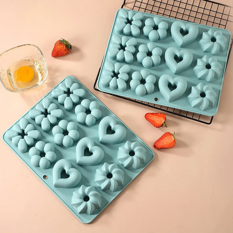 Cookie Mold Household Baking Mold 12 with Heart-shaped Flower-shaped Silicone Cake Mold Cake Decoration Accessories
Cookie Mold Household Baking Mold 12 with Heart-shaped Flower-shaped Silicone Cake Mold Cake Decoration Accessories