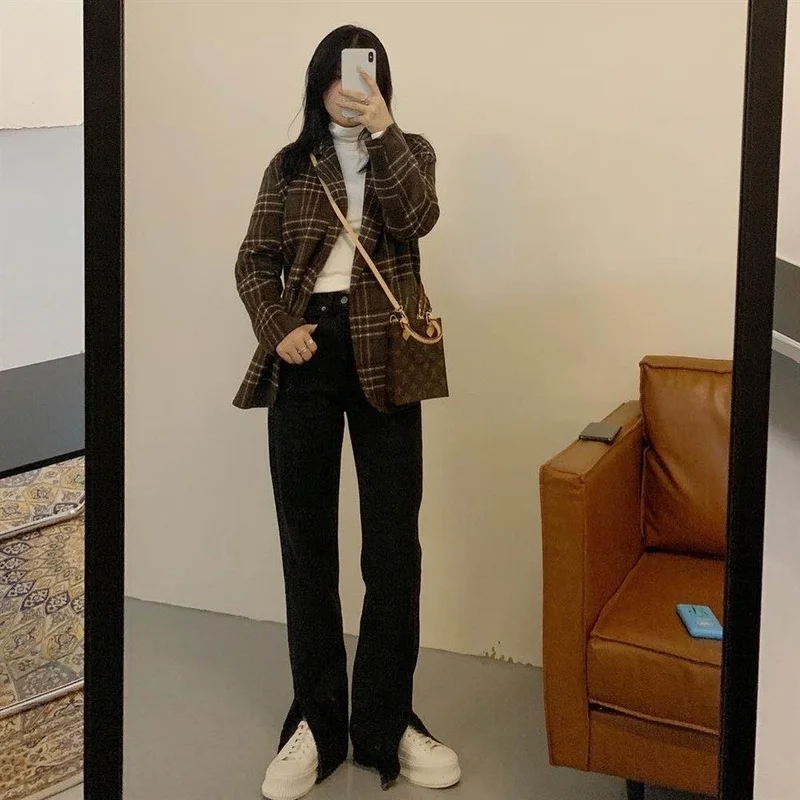 Джинсы с высокой талией, женские Harajuku, простые мешковатые повседневные джинсы в консервативном стиле, Лидер продаж, офисные женские широкие брюки, модные джинсовые шикарные брюки с разрезом
Джинсы с высокой талией, женские Harajuku, простые мешковатые повседневные джинсы в консервативном стиле, Лидер продаж, офисные женские широкие брюки, модные джинсовые шикарные брюки с разрезом