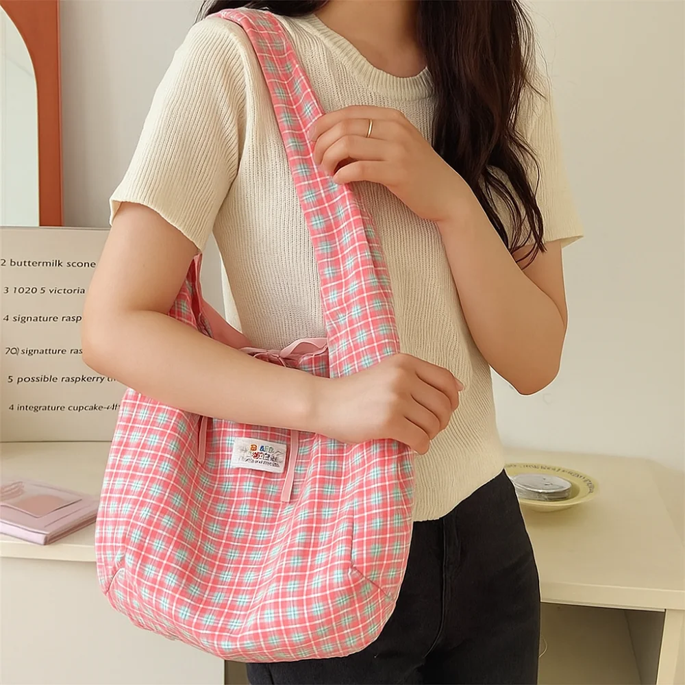 Casual Sweet Double Sided Vest Bag Bowknot Japanese Style Lattice Shoulder Bag Cloth Leisure Canvas Tote Bag Travel
Casual Sweet Double Sided Vest Bag Bowknot Japanese Style Lattice Shoulder Bag Cloth Leisure Canvas Tote Bag Travel