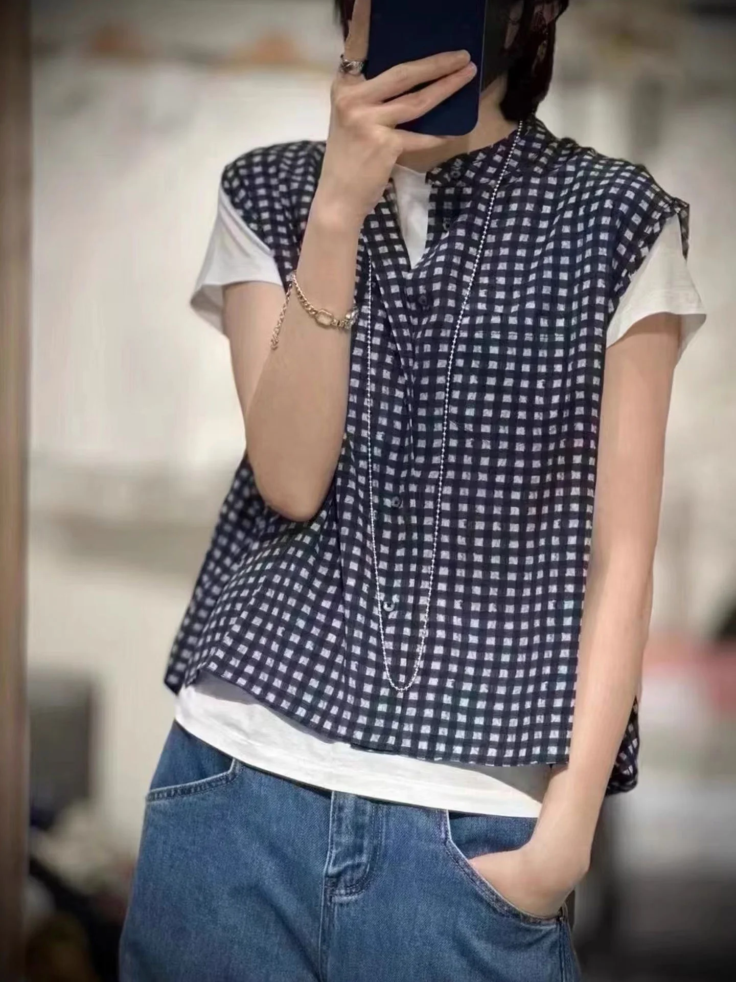 Женский модный летний кардиган Ele Plaid Color Blo с одной пуговицей, из шифона, в корейском стиле, прямого кроя, из смесового шелка
Женский модный летний кардиган Ele Plaid Color Blo с одной пуговицей, из шифона, в корейском стиле, прямого кроя, из смесового шелка