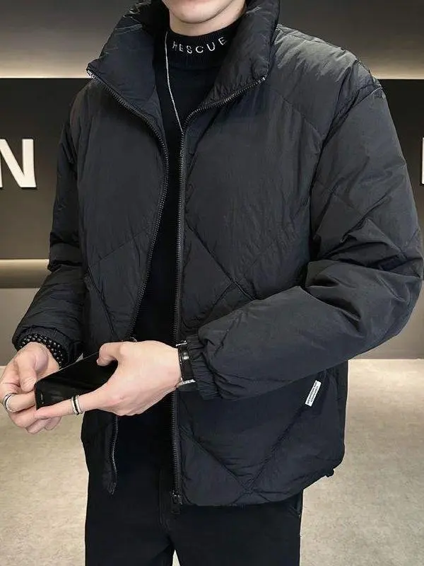 Мужская хлопковая куртка, зимнее легкое пуховое пальто с воротником-стойкой, новинка 2025, повседневное свободное пальто
Мужская хлопковая куртка, зимнее легкое пуховое пальто с воротником-стойкой, новинка 2025, повседневное свободное пальто