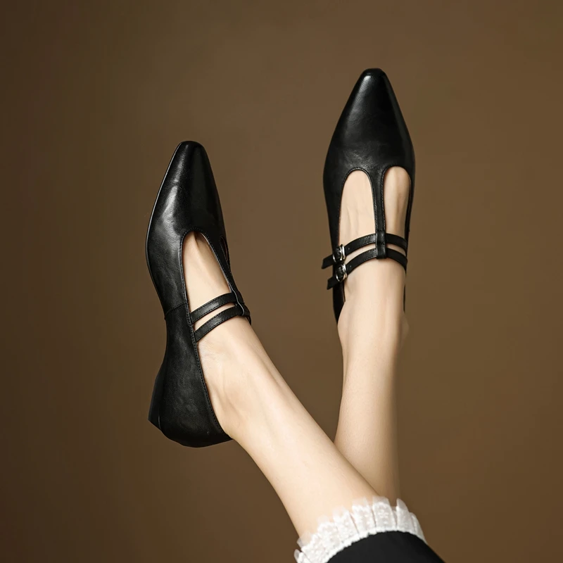 Women's New Spring and Autumn Genuine Leather Sheepskin Low Heel French Hepburn Style Slope Heel Fashion Shoes Retro Single Shoe
Women's New Spring and Autumn Genuine Leather Sheepskin Low Heel French Hepburn Style Slope Heel Fashion Shoes Retro Single Shoe