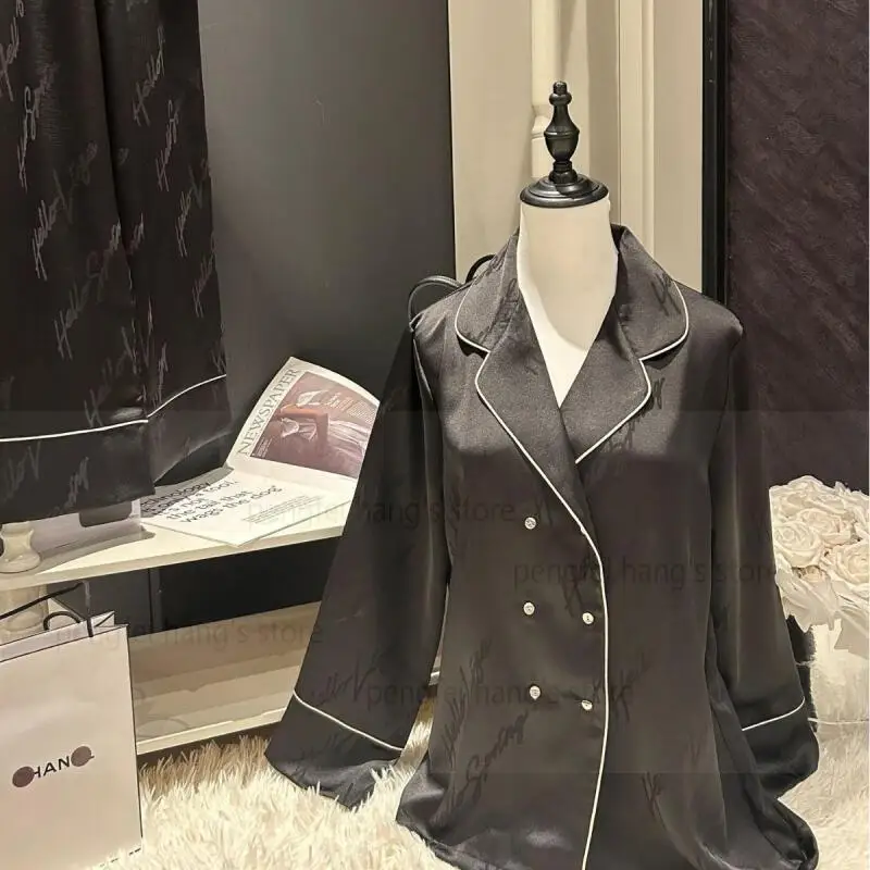 Black Sleepwear Luxury Home Clothes Loungewear Ice Slik Shirt Pants 2Pcs Loungewear Women Summer Spring New Pajamas Suit
Black Sleepwear Luxury Home Clothes Loungewear Ice Slik Shirt Pants 2Pcs Loungewear Women Summer Spring New Pajamas Suit