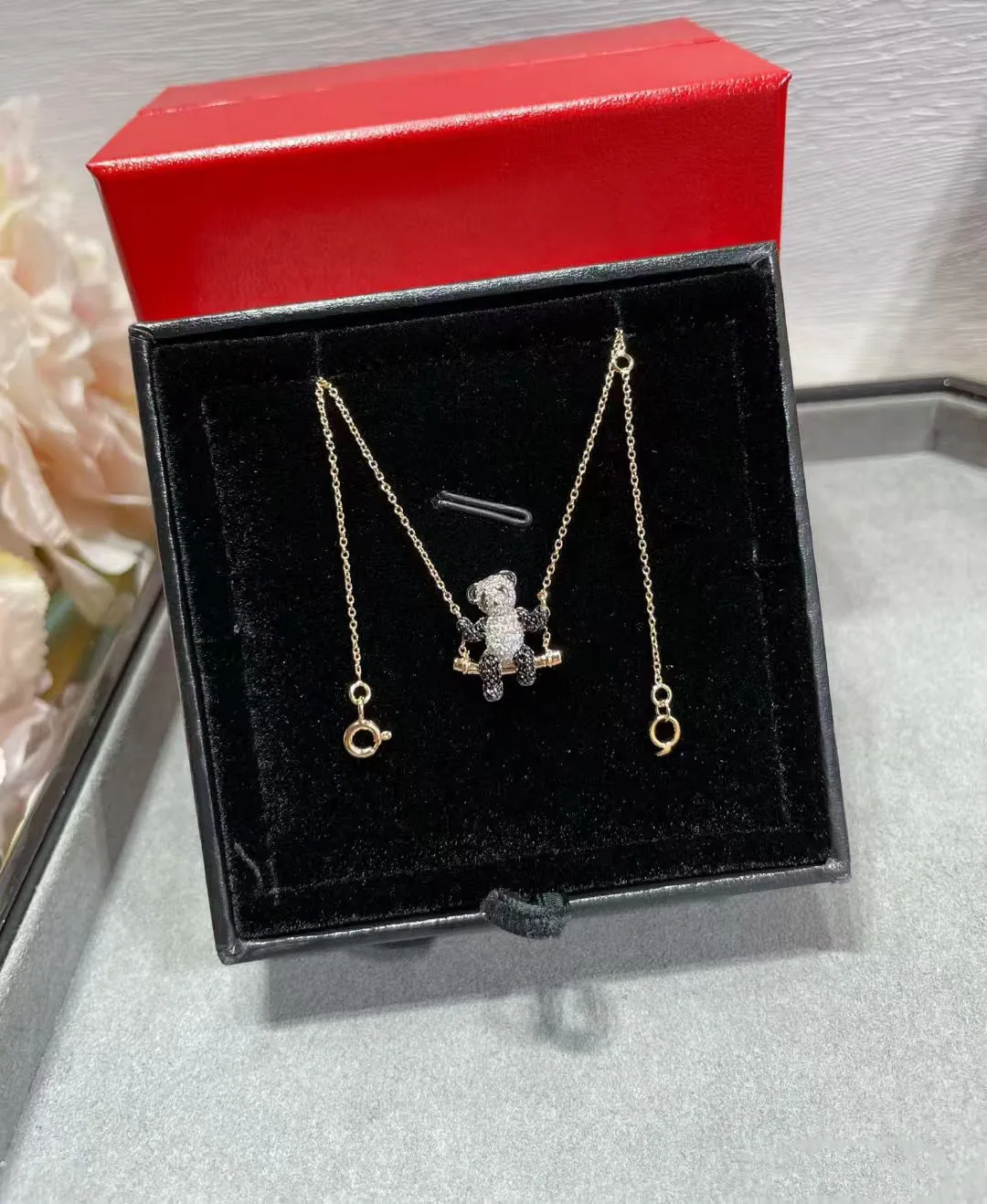 2025 Chic 925 Silver Classic Trendy High End Versatile Necklace for Women Adjustable Length for Perfect Fit
2025 Chic 925 Silver Classic Trendy High End Versatile Necklace for Women Adjustable Length for Perfect Fit