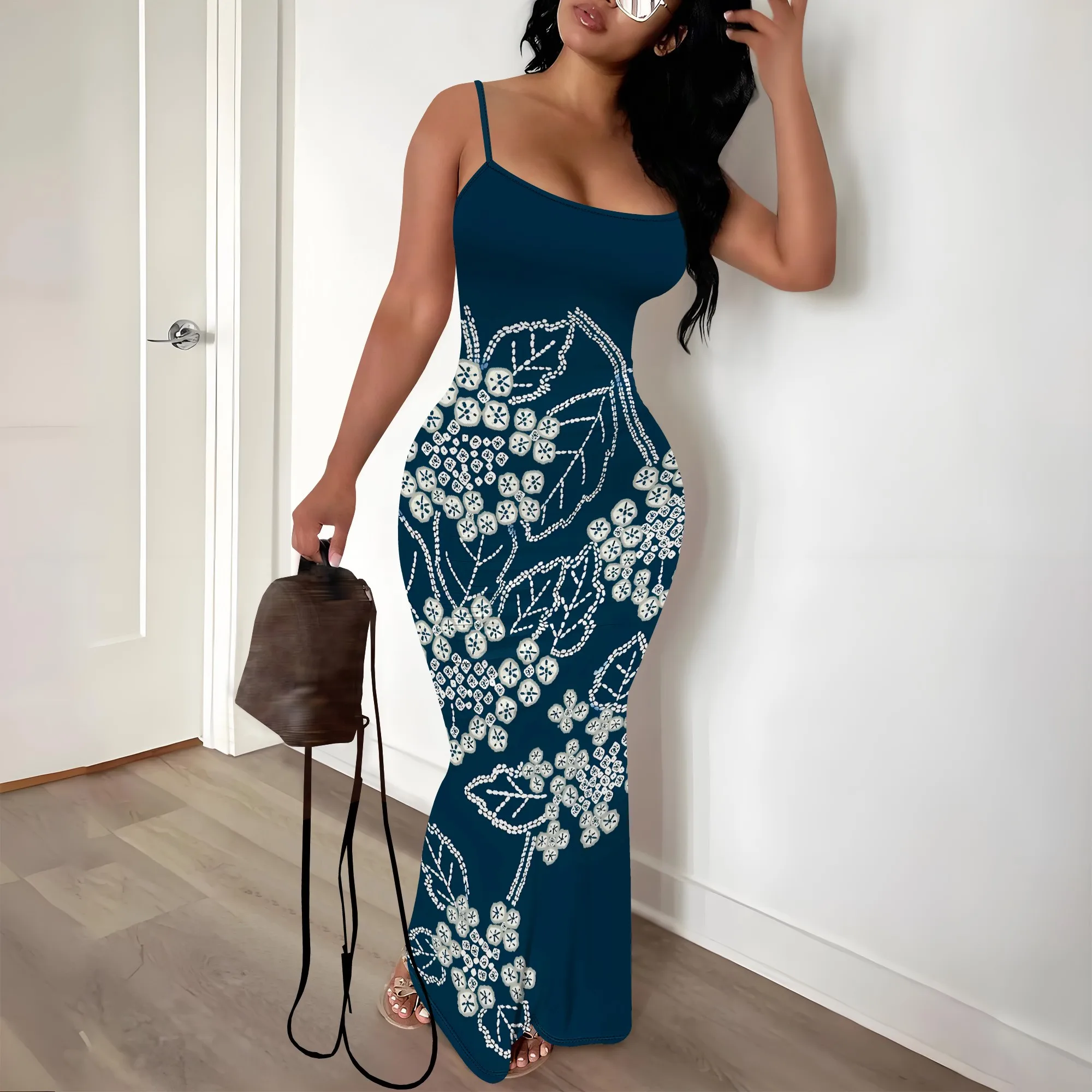 Floral Rhinestone Graphic Print Maxi Dress Spaghetti Strap Sleeveless Bodycon Long Dress Chic Summer Look
Floral Rhinestone Graphic Print Maxi Dress Spaghetti Strap Sleeveless Bodycon Long Dress Chic Summer Look