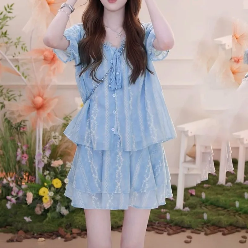 Preppy Style Women Blue 2PCS Set Puff Sleeve V Neck Top Elastic Waist Skirt Summer
Preppy Style Women Blue 2PCS Set Puff Sleeve V Neck Top Elastic Waist Skirt Summer