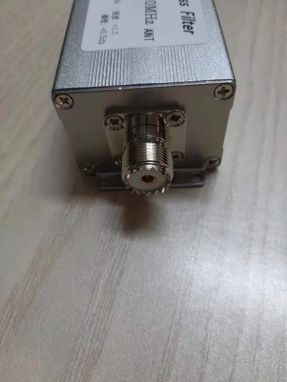 High-pass filter HPF-3.0MHz anti-middle wave interference M-master Increase communication distance Isolate long wave 100W
High-pass filter HPF-3.0MHz anti-middle wave interference M-master Increase communication distance Isolate long wave 100W
