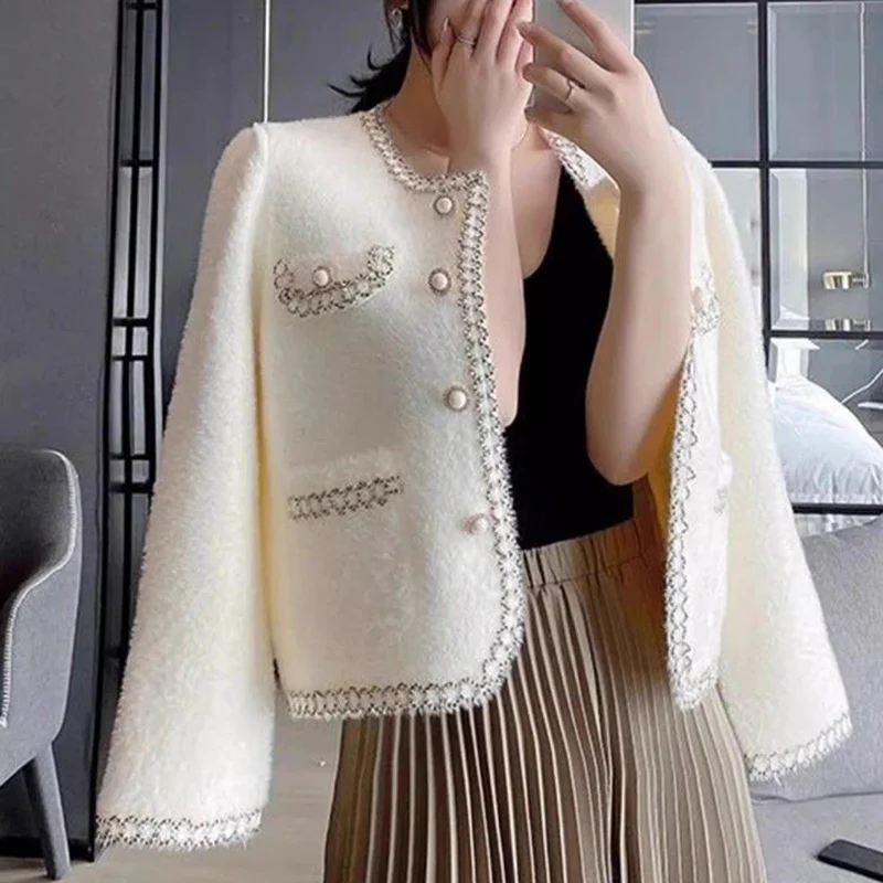 Rimcoy Elegant Pearls Buttons Women's Tweed Jacket Korean Fashion Round Neck Jackets Woman 2024 Luxury Long Sleeve Coats Female
Rimcoy Elegant Pearls Buttons Women's Tweed Jacket Korean Fashion Round Neck Jackets Woman 2024 Luxury Long Sleeve Coats Female