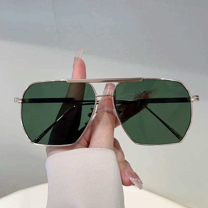 Big Frame Metal Double Bridge Sunglasses Women For Men 2025 Vintage Punk Luxury Brand Designer Irregular Pilot Sun Glasses UV400
Big Frame Metal Double Bridge Sunglasses Women For Men 2025 Vintage Punk Luxury Brand Designer Irregular Pilot Sun Glasses UV400