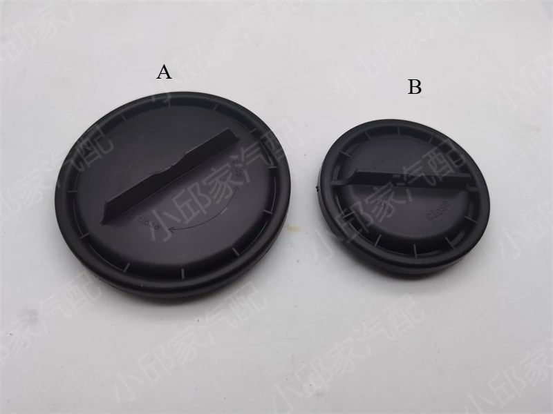 1pcs For Mercedes-Benz C-Class E-Class S-Class R-Class ML-Class GLA-Class Headlight Rear Cover Waterproof Dust Cover
1pcs For Mercedes-Benz C-Class E-Class S-Class R-Class ML-Class GLA-Class Headlight Rear Cover Waterproof Dust Cover