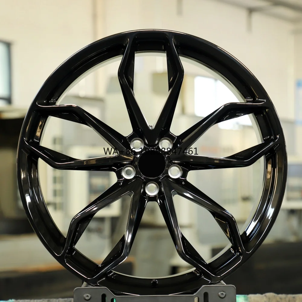 HTOR Custom P201 Black 5 Spokes Concave Design 20x8.5 5x114.3 6061-T6 Aluminum Alloy Forged Wheels Fit for Gtr Golf M2 M3
HTOR Custom P201 Black 5 Spokes Concave Design 20x8.5 5x114.3 6061-T6 Aluminum Alloy Forged Wheels Fit for Gtr Golf M2 M3