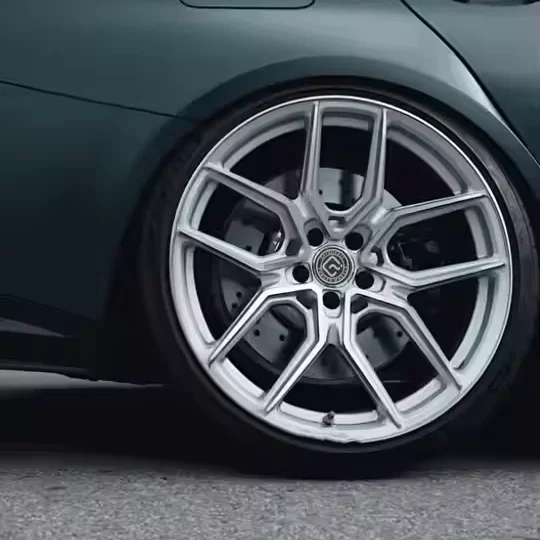 High end private customization 5x100/114.3 PCD forged wheels, high quality aluminum alloy durable passenger car rims
High end private customization 5x100/114.3 PCD forged wheels, high quality aluminum alloy durable passenger car rims