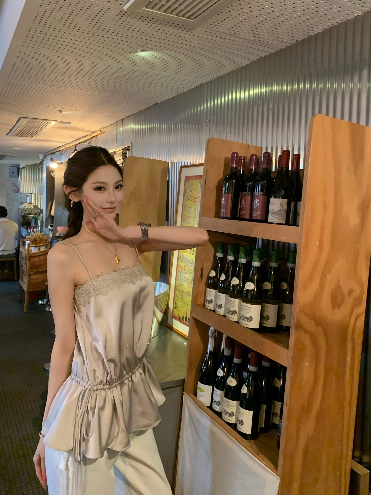 F PROJECT Kianda Sweet Wine Drawstring Lace Imitation Acetate Strap Vest Top Women's Versatile Waist-Cinching Corded
F PROJECT Kianda Sweet Wine Drawstring Lace Imitation Acetate Strap Vest Top Women's Versatile Waist-Cinching Corded