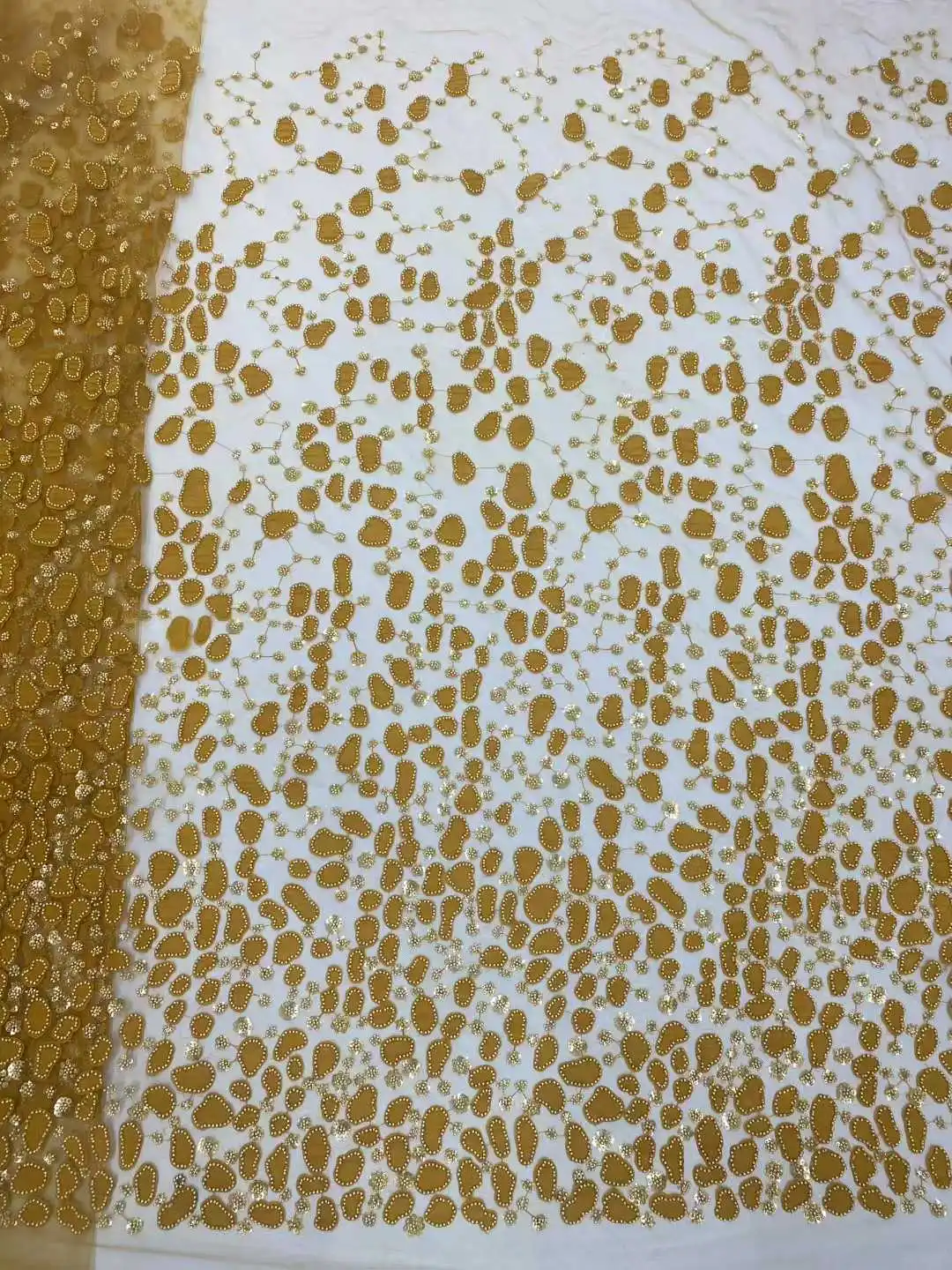 Sequins African Lace Fabric 2025 French Embroidery High Quality Luxury Tulle Beaded Bridal Wedding Lace
Sequins African Lace Fabric 2025 French Embroidery High Quality Luxury Tulle Beaded Bridal Wedding Lace