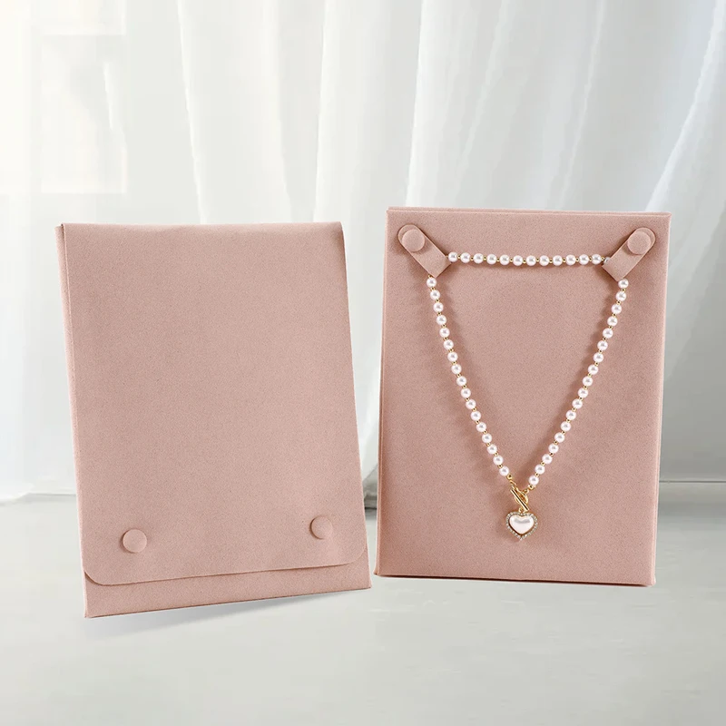 Восхитительное многоцветное жемчужное ожерелье из ультратонкого волокна, сумка для ювелирных изделий, квадратный футляр для хранения браслетов и других аксессуаров
Восхитительное многоцветное жемчужное ожерелье из ультратонкого волокна, сумка для ювелирных изделий, квадратный футляр для хранения браслетов и других аксессуаров