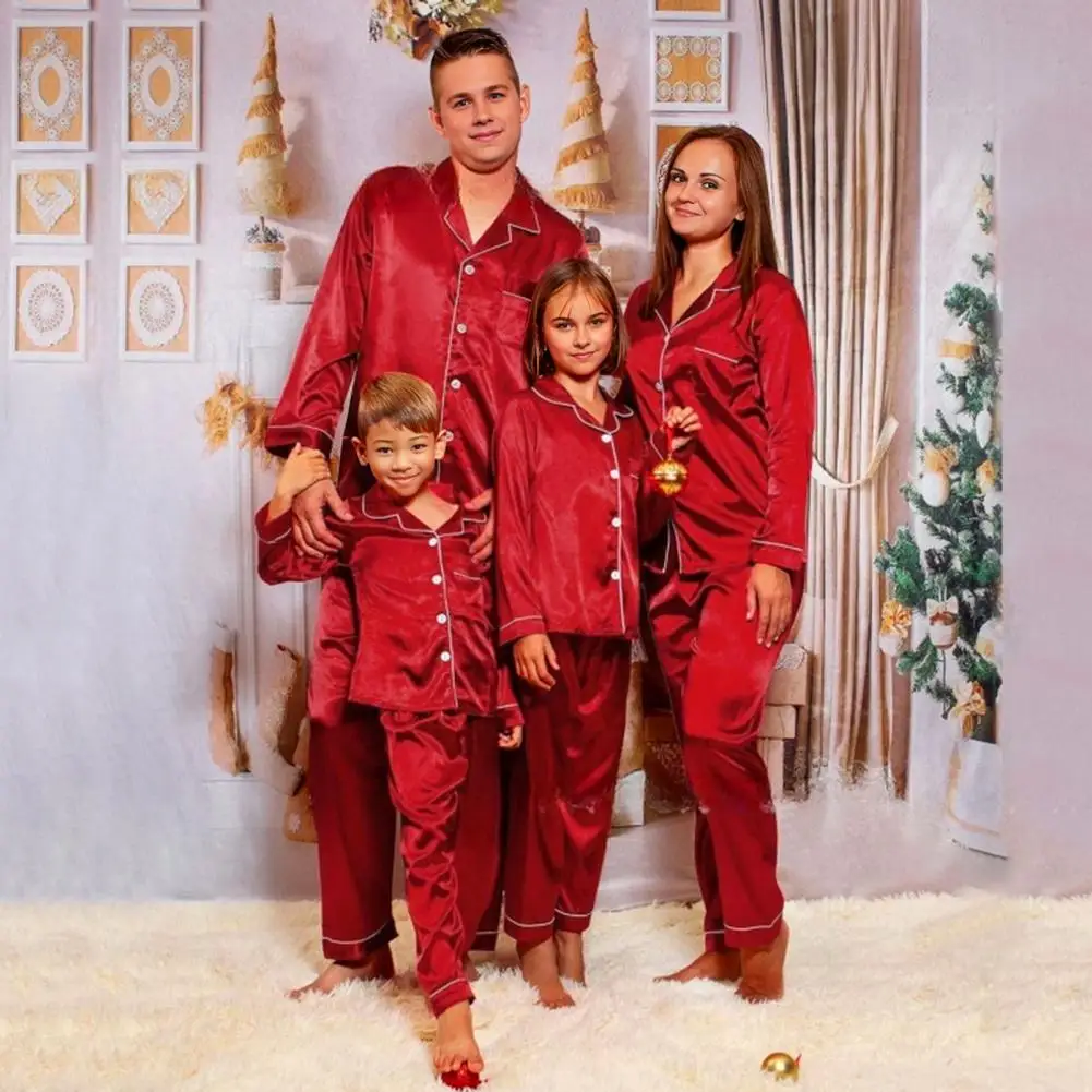 2 Pcs Christmas Pajamas Family Adults Kids Family Matching Outfits Look Solid Color Imitation Satin Silk Tops Pants Sleepwear
2 Pcs Christmas Pajamas Family Adults Kids Family Matching Outfits Look Solid Color Imitation Satin Silk Tops Pants Sleepwear