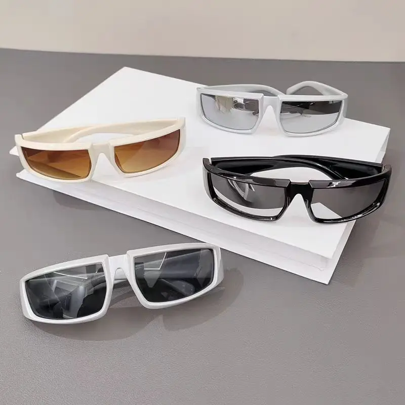 Future Technology Y2K Children's Glasses Trendy Cool Boys and Girls Fashion Sunglasses Punk Sun Glasses UV400
Future Technology Y2K Children's Glasses Trendy Cool Boys and Girls Fashion Sunglasses Punk Sun Glasses UV400