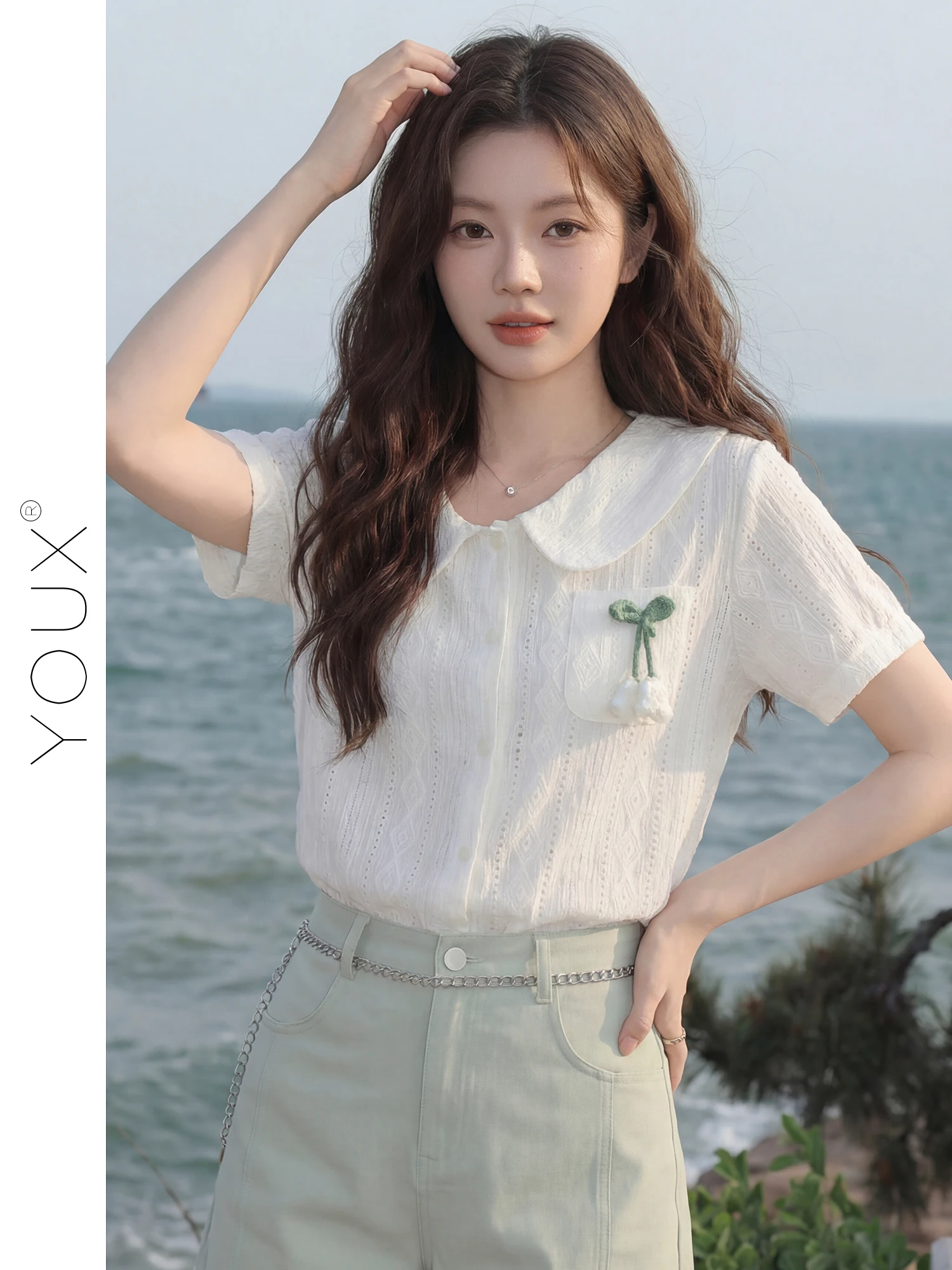 Summer New Style Loose White Short Sleeve Shirt Doll Collar 3D Flower Embroidery Korean Style Women's Fashion Casual Shirt
Summer New Style Loose White Short Sleeve Shirt Doll Collar 3D Flower Embroidery Korean Style Women's Fashion Casual Shirt