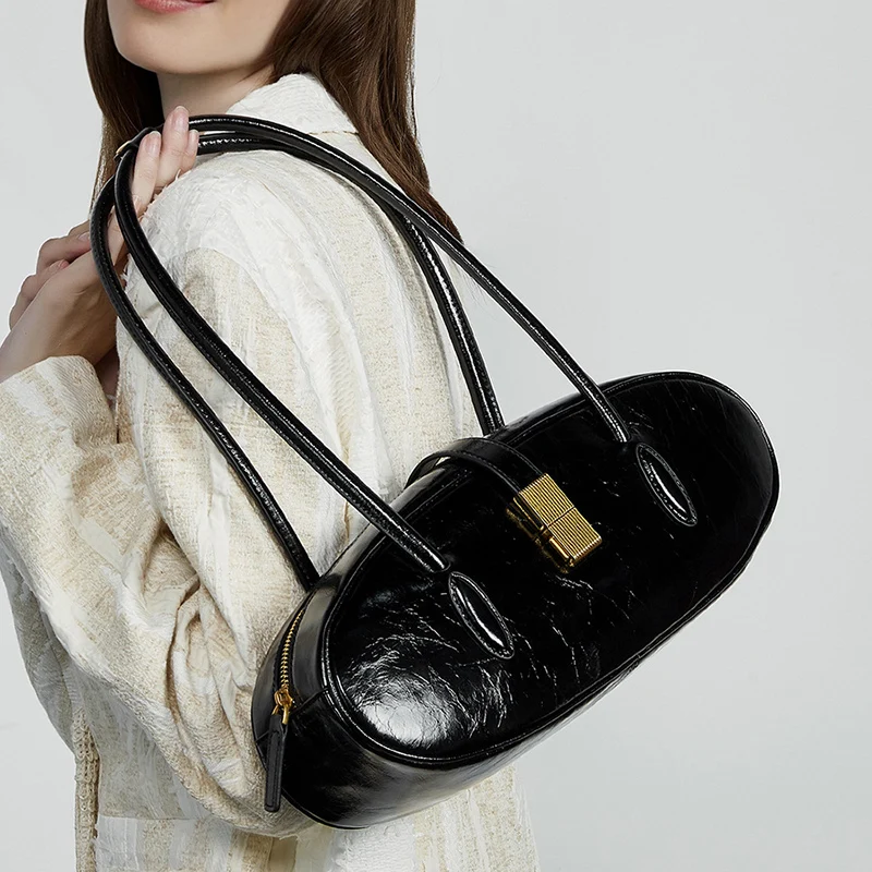 Fashion Underarm Cowhide Genuine Leather Handbags Women Vintage Shoulder Bag Female Luxury Bag High Quality Long Bag
Fashion Underarm Cowhide Genuine Leather Handbags Women Vintage Shoulder Bag Female Luxury Bag High Quality Long Bag