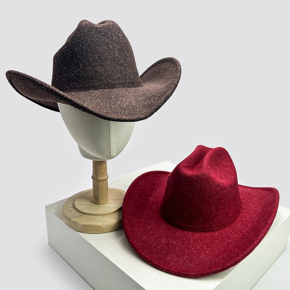 New Unisex Non-woven Fabric Solid Cowboy Hats Sunshade British Retro Versatile Simple Jazz Caps Casual Fashion American Style
New Unisex Non-woven Fabric Solid Cowboy Hats Sunshade British Retro Versatile Simple Jazz Caps Casual Fashion American Style