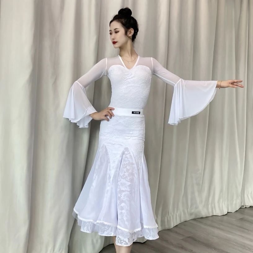 Белая одежда для бальных танцев, женские топы с расклешенными рукавами, кружевная длинная юбка, одежда для вальса, одежда для латинских танцев, платье V25657
Белая одежда для бальных танцев, женские топы с расклешенными рукавами, кружевная длинная юбка, одежда для вальса, одежда для латинских танцев, платье V25657