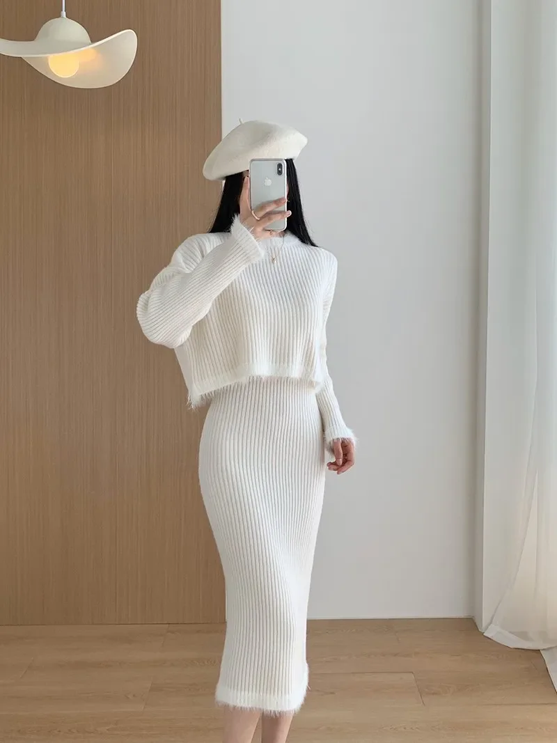 Advanced Elegant Knitted Set Skirt For Women 2024 New Knitted Hooded Sweater With Strap Edge Dress Two Piece Set
Advanced Elegant Knitted Set Skirt For Women 2024 New Knitted Hooded Sweater With Strap Edge Dress Two Piece Set