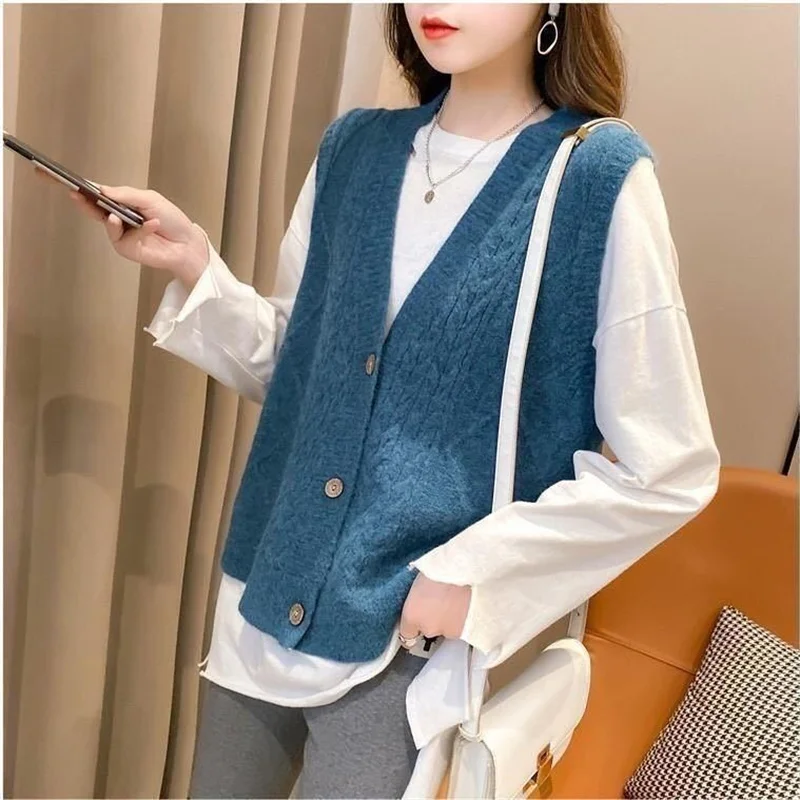 Sweater Vest Coat Jacket Women Spring Autumn2025New V-Neck Knitwear Sleeveless Coat Female Fashion Cardigan Waistcoat Top Ladies 
Sweater Vest Coat Jacket Women Spring Autumn2025New V-Neck Knitwear Sleeveless Coat Female Fashion Cardigan Waistcoat Top Ladies