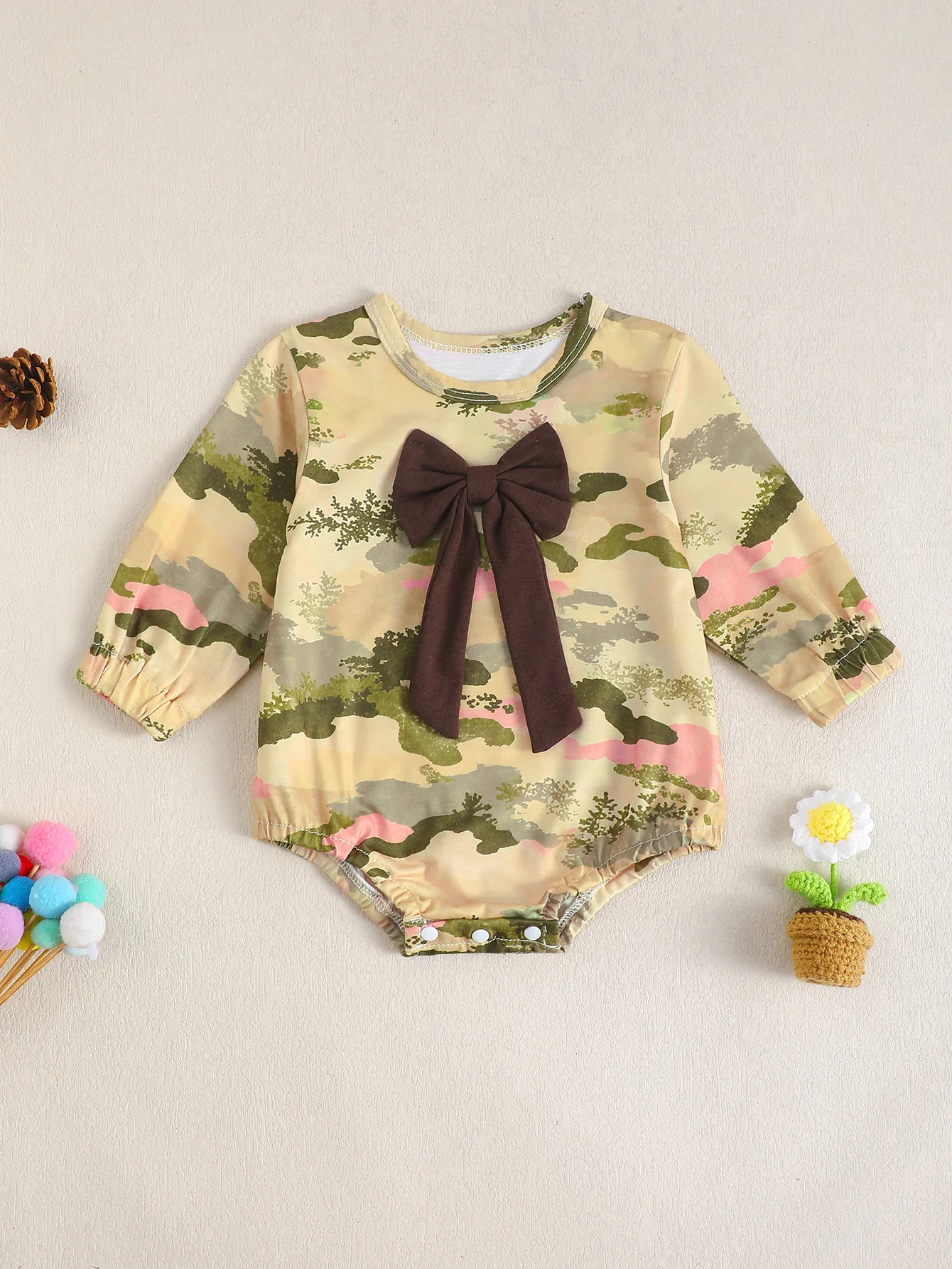 Baby Girl Long Sleeve Camouflage Print Romper Triangle Design Infant Clothing Easy-On Onesie for Babies
Baby Girl Long Sleeve Camouflage Print Romper Triangle Design Infant Clothing Easy-On Onesie for Babies