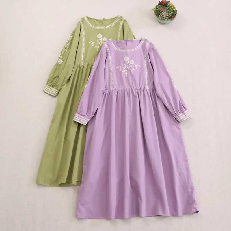 Japan Style Sweet Mori Girl Floral Embroidery Cotton Linen Dress Women Spring Summer O-Neck Long Sleeve Casual Loose Maxi Dress
Japan Style Sweet Mori Girl Floral Embroidery Cotton Linen Dress Women Spring Summer O-Neck Long Sleeve Casual Loose Maxi Dress