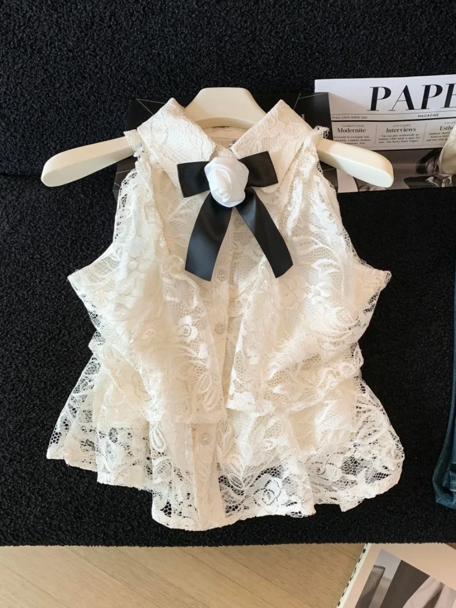 Elegant Collar Lace Shirt Women's Sleeveless Short Cardigan Unique Design Lotus Leaf Summer New Style Fashion Ladie...
Elegant Collar Lace Shirt Women's Sleeveless Short Cardigan Unique Design Lotus Leaf Summer New Style Fashion Ladie...