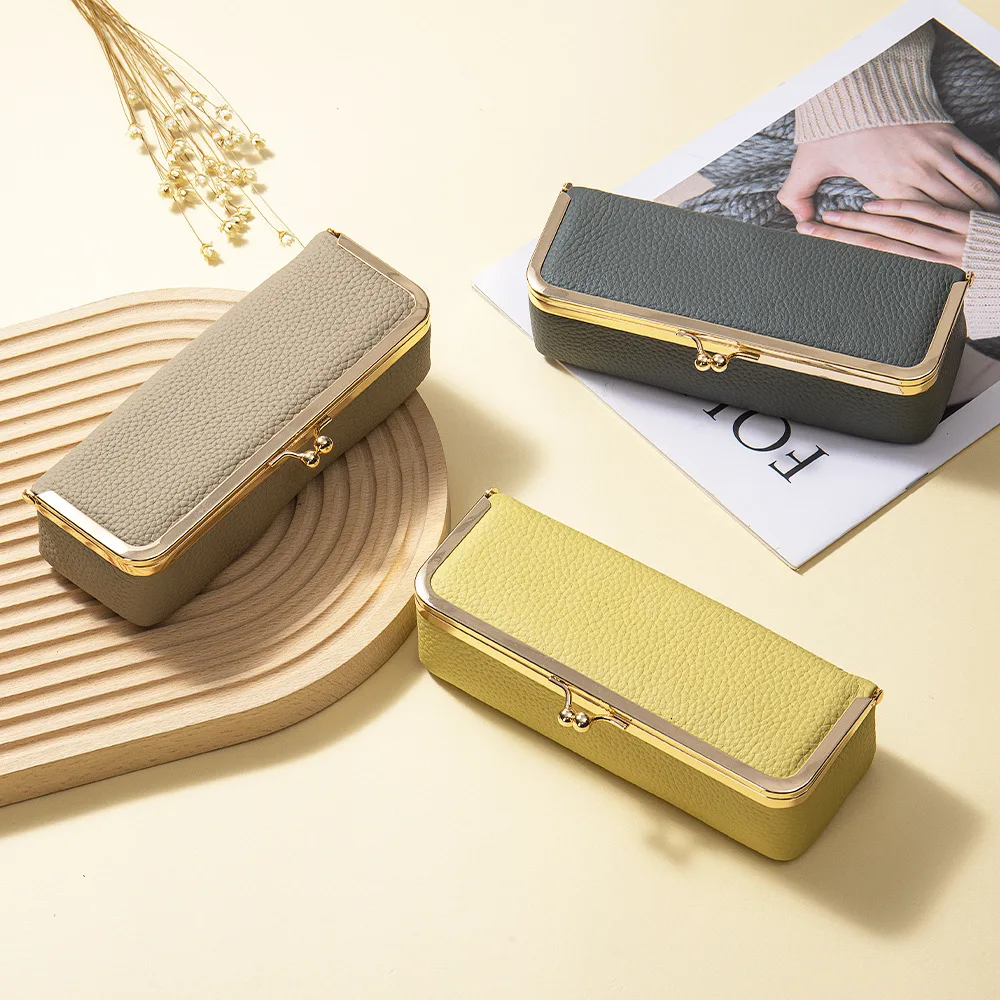 Portable New Leather Eyeglasses Case Sunglasses Storage Pouch Lady's Eyebrow Pencil Cosmetic Bag Jewelry Case
Portable New Leather Eyeglasses Case Sunglasses Storage Pouch Lady's Eyebrow Pencil Cosmetic Bag Jewelry Case